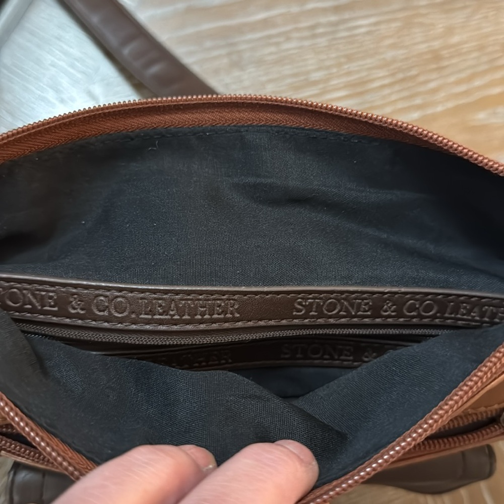 Stone And  Leather Brown Leather Crossbody Bag - Picture 10 of 16